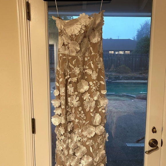 Brand new Elliatt rehearsal dinner bridal shower dress with size guide! - Picture 5 of 6